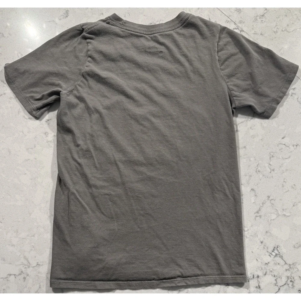 Nike T-Shirt Kids Small Gray Yellow Another Day Another Bucket Graphic Tee